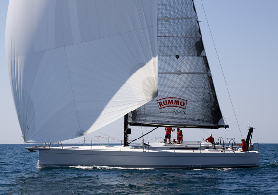 Voilier sur mesure ( Vismara Marine ) Voilier sur mesure ( Vismara Marine )